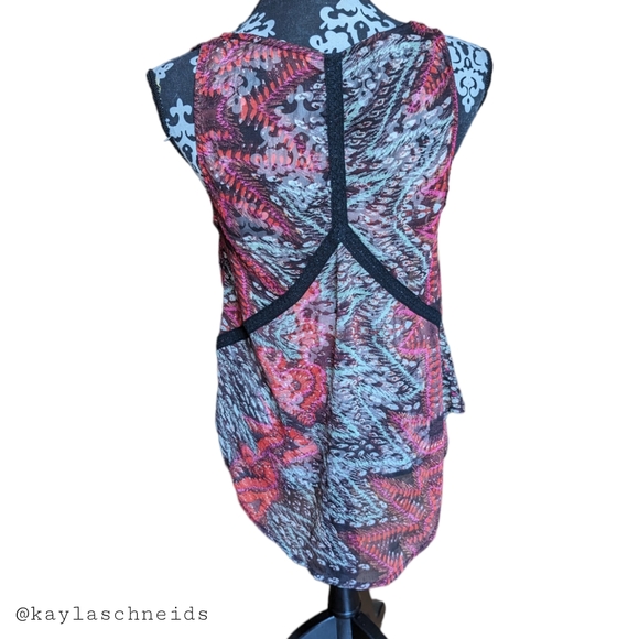 🌻2 for $20 | Element Sheer High Low Tank Top - Picture 3 of 10